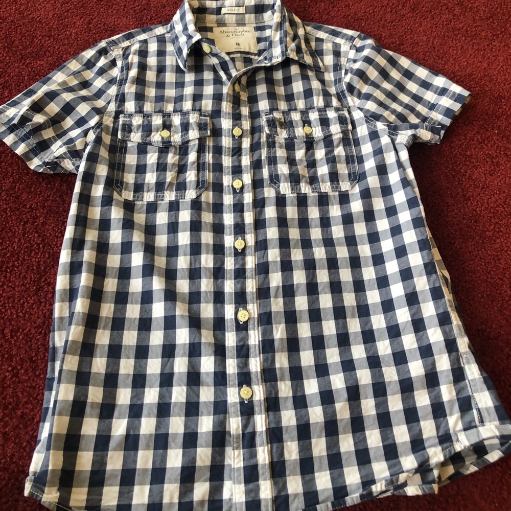 Abercrombie & Fitch short sleeve shirt